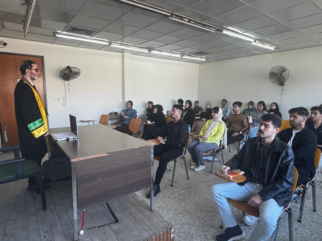 كلية الحقوق – جامعة النهرين تنفّذ ندوات وورش إرشادية ضمن خطتها السنوية للعام الدراسي 2025–2026